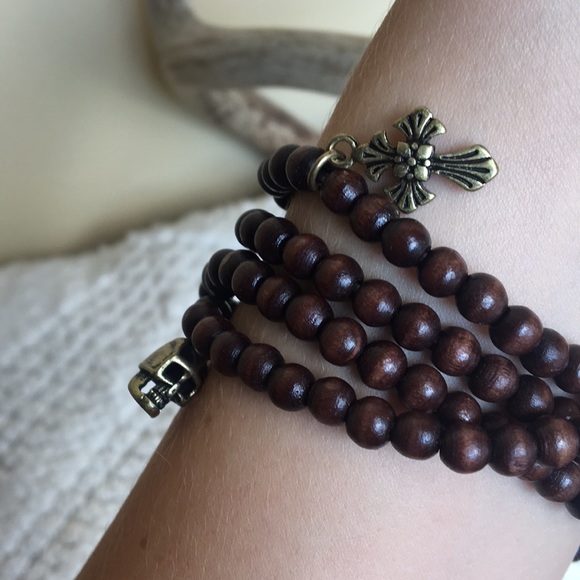 Jewelry - Wrap bracelet brown beads with funky charms